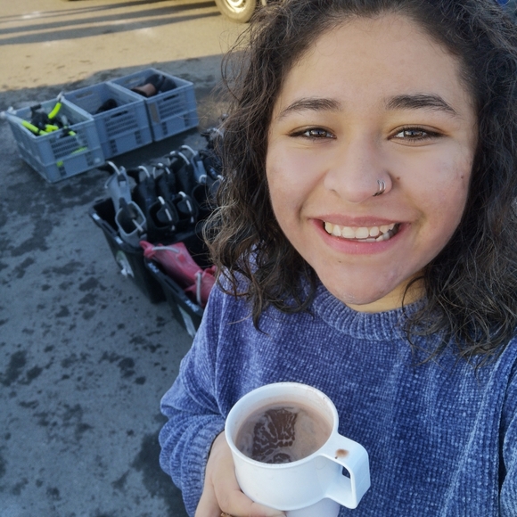 Meet your Posher, Andrea - Picture 5 of 7